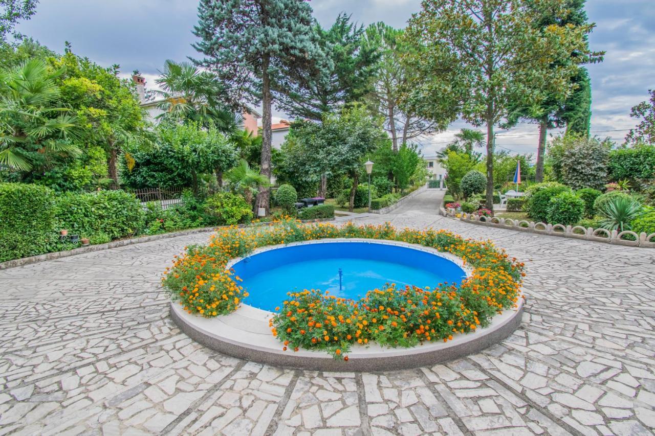 מטולי Apartments Anita Near Opatija With Private Parking מראה חיצוני תמונה