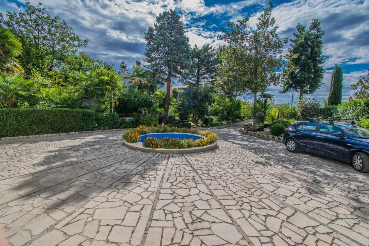 מטולי Apartments Anita Near Opatija With Private Parking מראה חיצוני תמונה