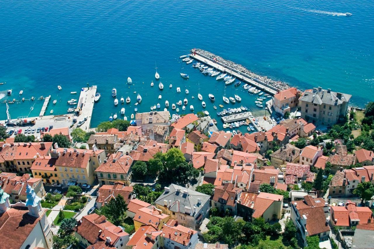 מטולי Apartments Anita Near Opatija With Private Parking מראה חיצוני תמונה